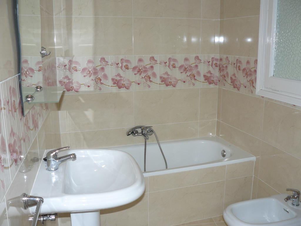 הוספיטלט דה ל'אינפנט Hotel Villaclara מראה חיצוני תמונה