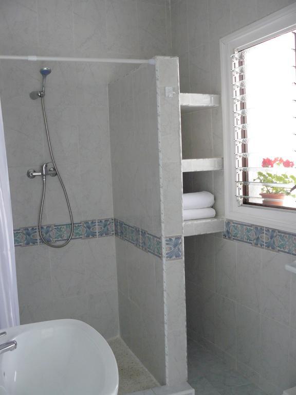 הוספיטלט דה ל'אינפנט Hotel Villaclara חדר תמונה