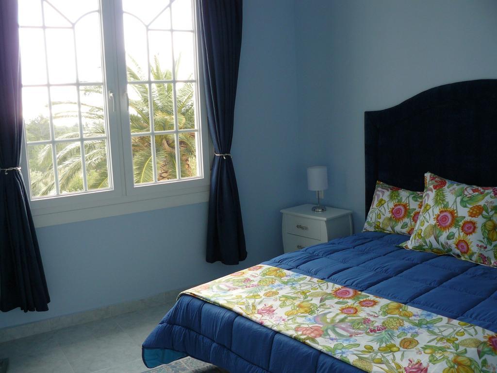 הוספיטלט דה ל'אינפנט Hotel Villaclara חדר תמונה