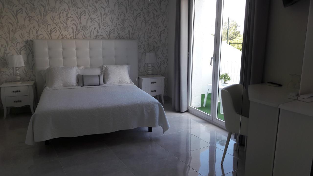הוספיטלט דה ל'אינפנט Hotel Villaclara מראה חיצוני תמונה